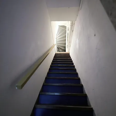 Central Apartment Above Lively Bar In Busy Street 3